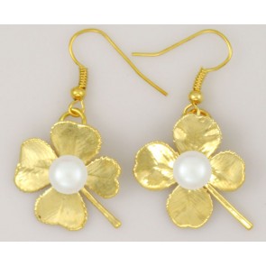 4-Leaf Clover Earrings in 24k Gold with Pearl